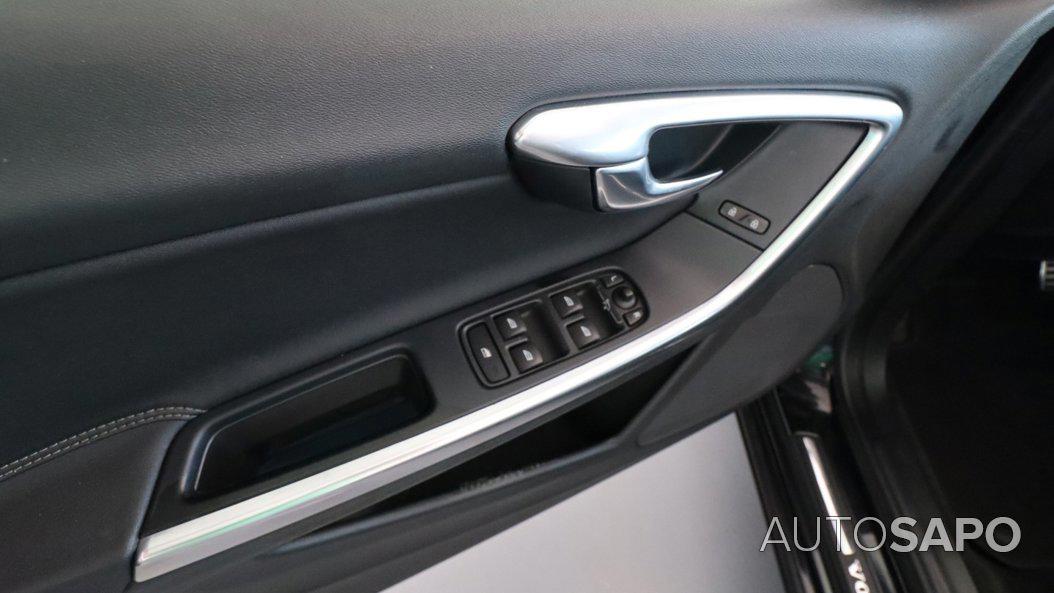 Volvo S60 2.0 D4 R-Design S/S Geartronic de 2012