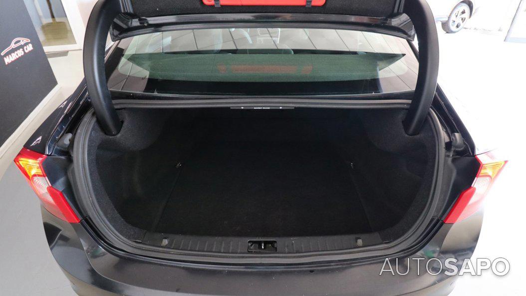 Volvo S60 2.0 D4 R-Design S/S Geartronic de 2012