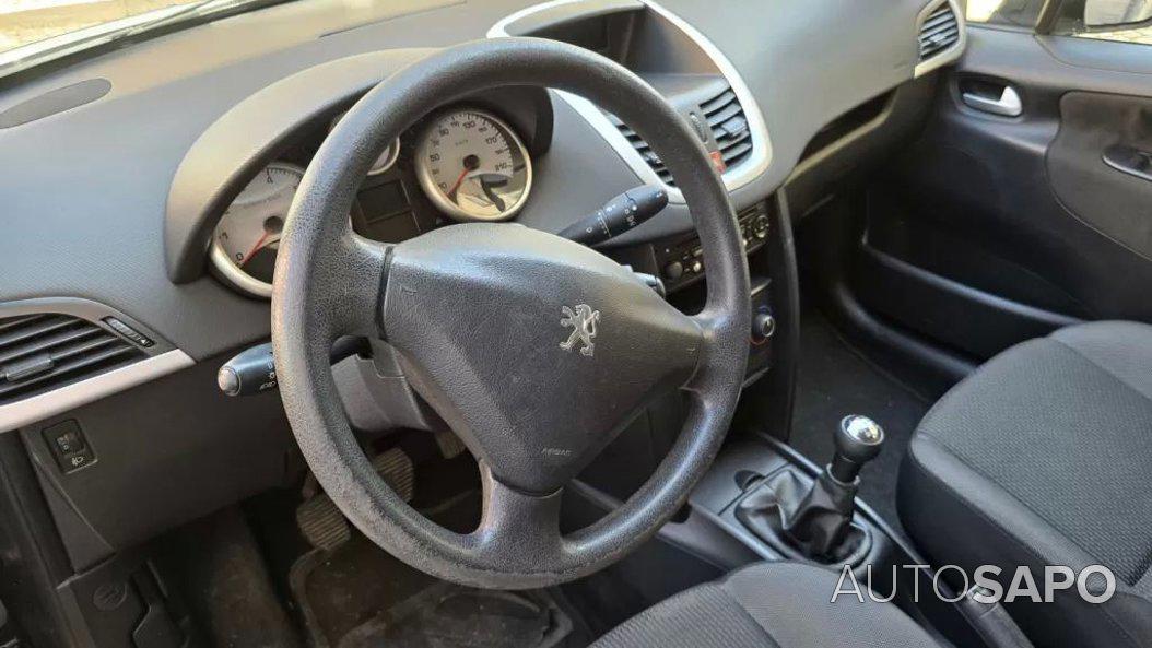 Peugeot 207 1.4 16V SE 200 Anos de 2010
