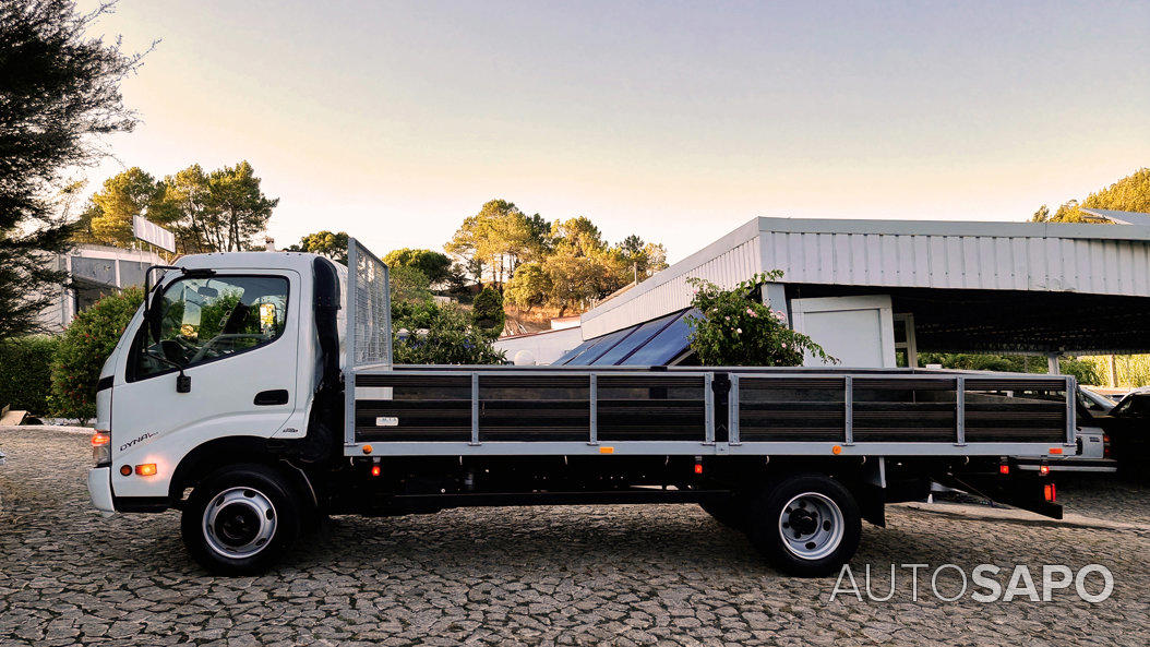 Toyota Dyna 4.6 D-4D L CL 75.38 de 2006
