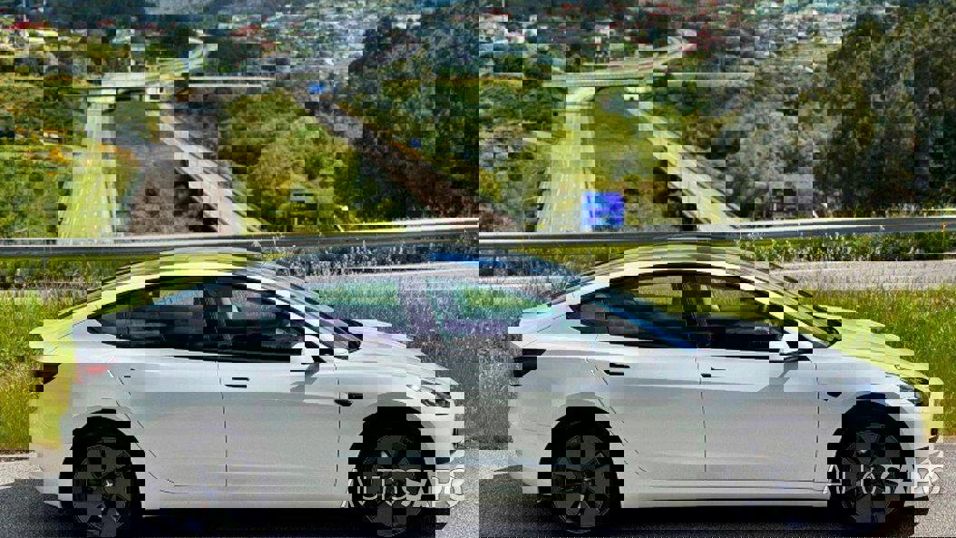 Tesla Model 3 Standard Range Plus RWD de 2022