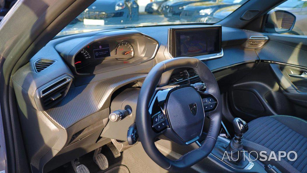 Peugeot 2008 1.2 PureTech Active de 2024