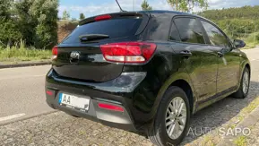 Kia Rio 1.2 CVVT Urban de 2020