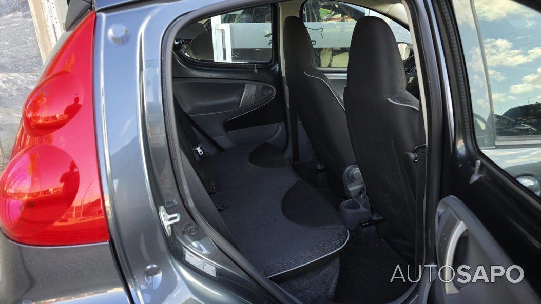 Peugeot 107 de 2011