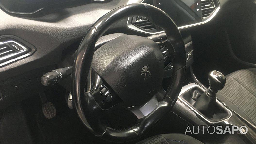 Peugeot 308 1.5 BlueHDi Style de 2020