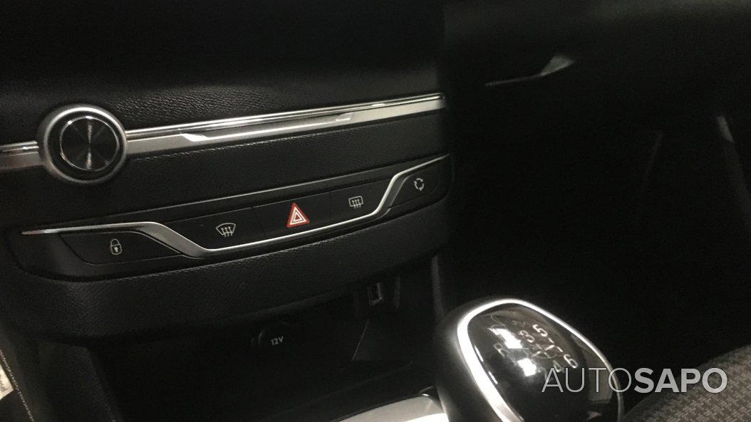 Peugeot 308 1.5 BlueHDi Style de 2020