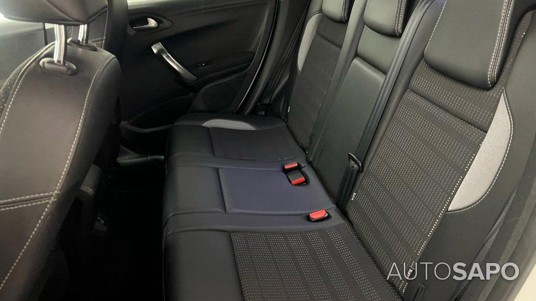 Peugeot 2008 1.4 HDi Allure de 2014