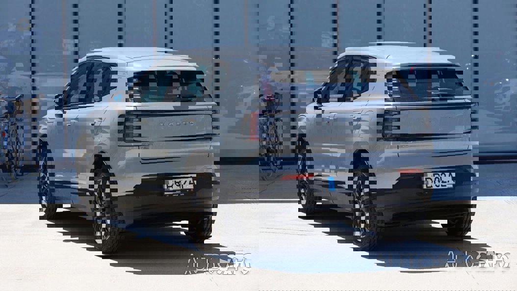 Volvo EX30 de 2025