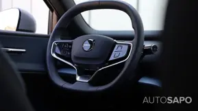 Volvo EX30 de 2025