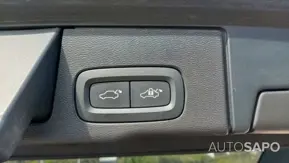 Volvo XC60 2.0 B4 R-Design de 2021