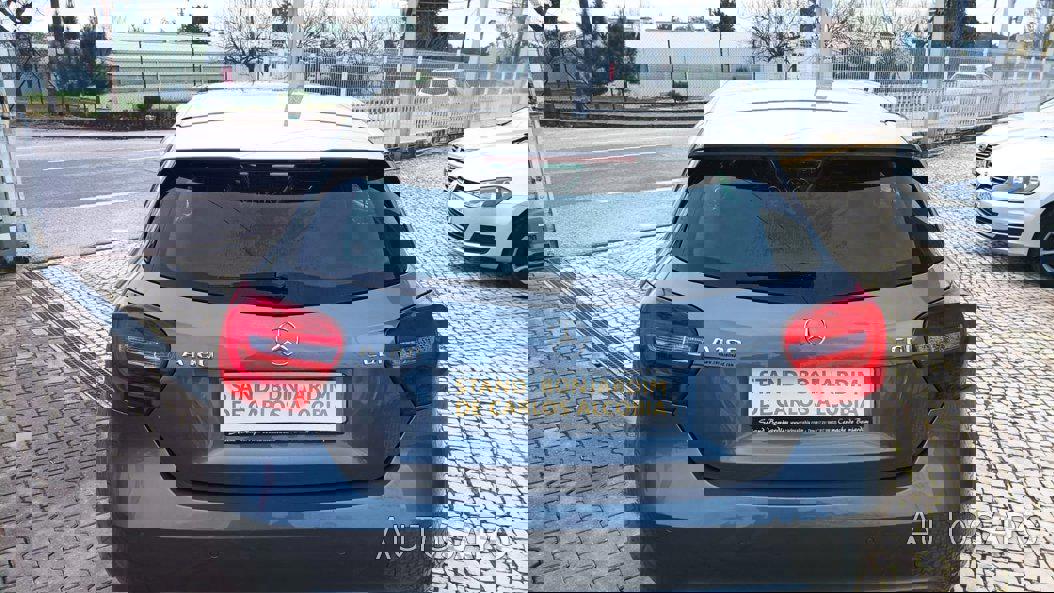 Mercedes-Benz Classe A 180 CDi B.E. Urban de 2014