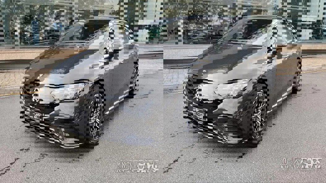 Mercedes-Benz EQE de 2024