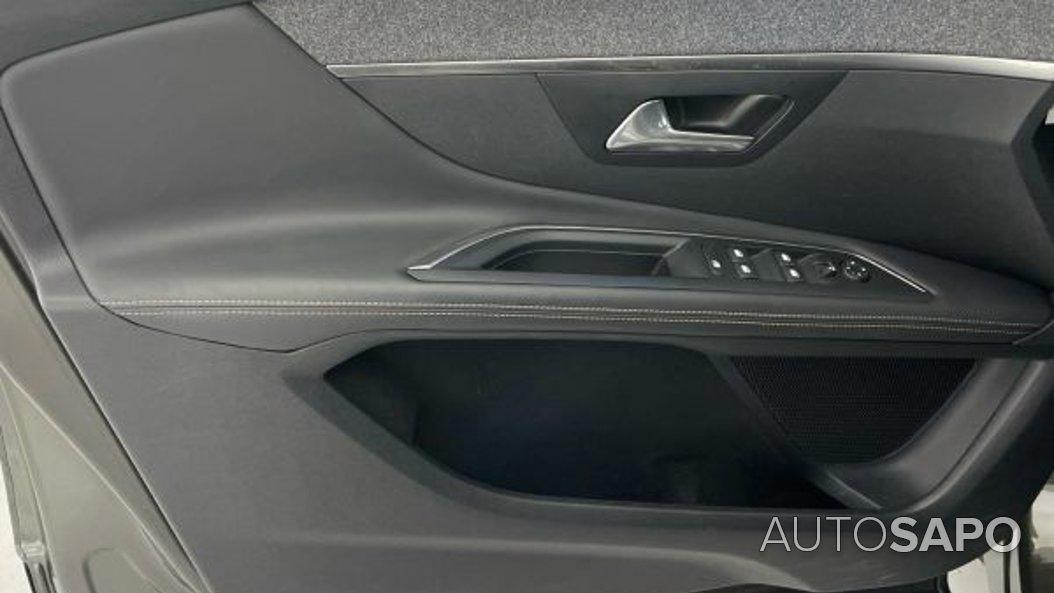 Peugeot 3008 1.2 PureTech Allure de 2018