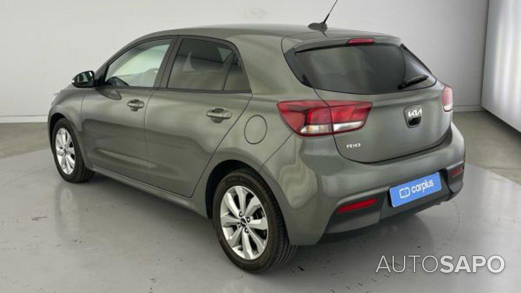 Kia Rio 1.0 T-GDi Drive de 2021