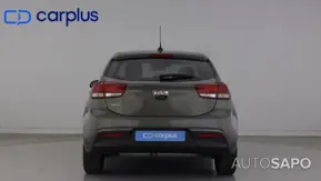 Kia Rio 1.0 T-GDi Drive de 2021