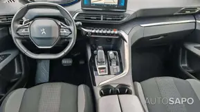Peugeot 5008 de 2021