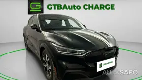 Ford Mustang Mach-E AWD de 2022