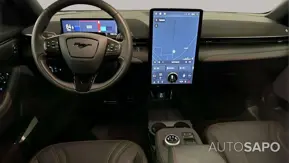 Ford Mustang Mach-E AWD de 2022