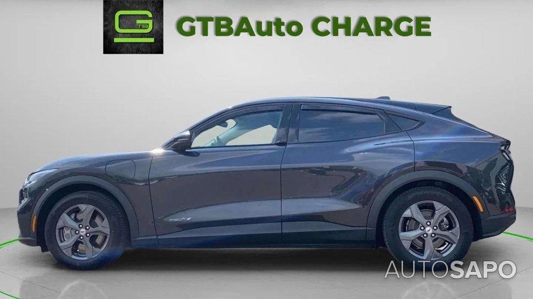 Ford Mustang Mach-E de 2022
