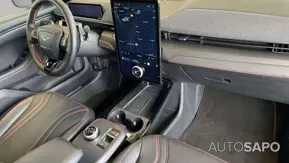 Ford Mustang Mach-E AWD de 2021
