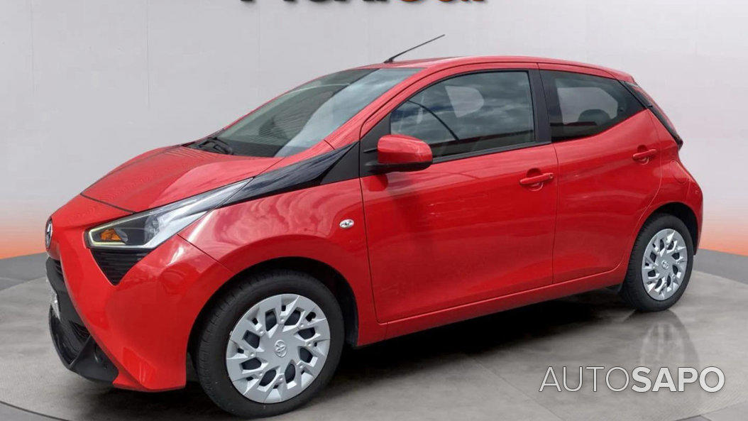 Toyota Aygo 1.0 X-Play+X-Touch de 2021