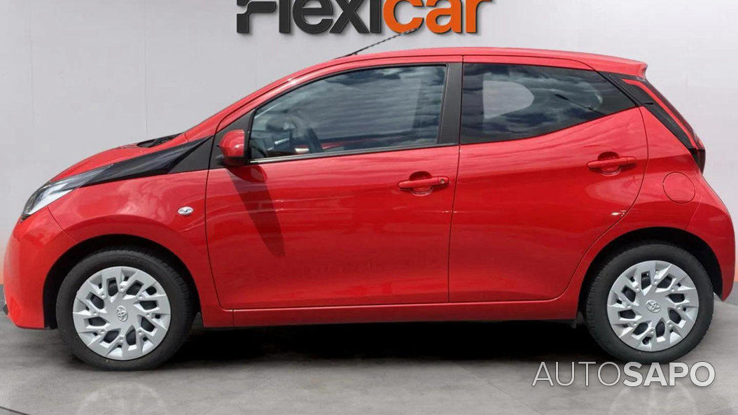 Toyota Aygo 1.0 X-Play+X-Touch de 2021