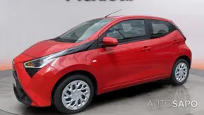 Toyota Aygo 1.0 X-Play+X-Touch de 2021
