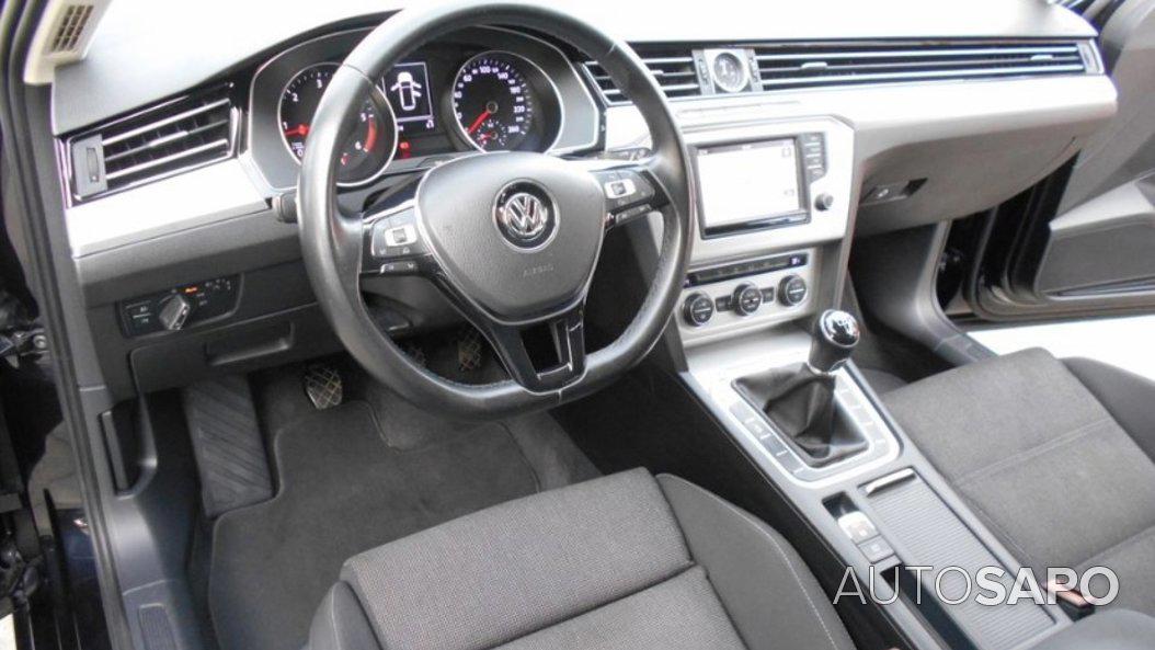 Volkswagen Passat 1.6 TDi Confortline BlueMotion de 2015