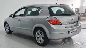 Opel Astra 1.4 Cosmo de 2006