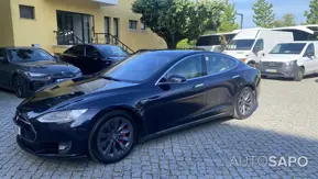 Tesla Model S P85D de 2015