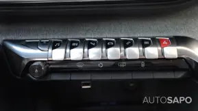 Peugeot 5008 1.2 PureTech Allure EAT8 de 2019