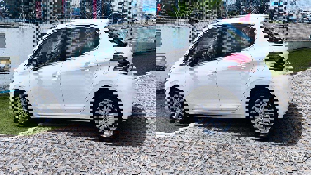 Peugeot 208 1.2 PureTech Allure de 2017