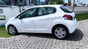 Peugeot 208 1.2 PureTech Allure de 2017