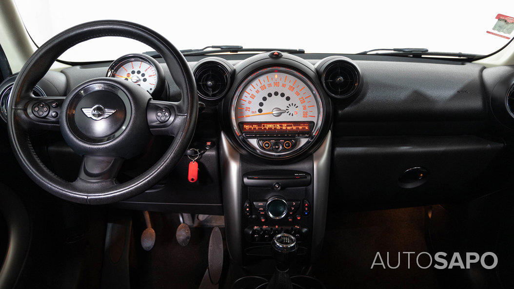 MINI Countryman One D de 2014