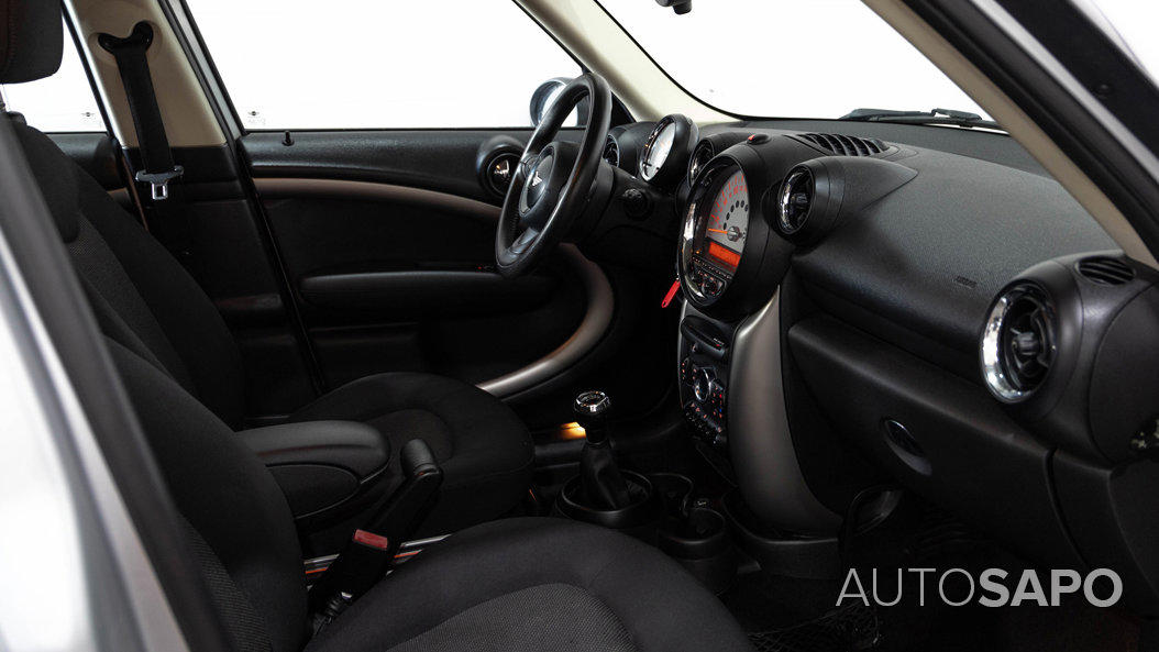 MINI Countryman One D de 2014
