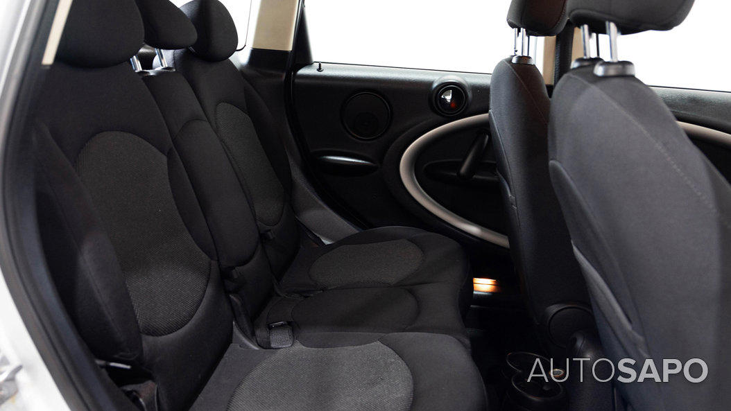 MINI Countryman One D de 2014