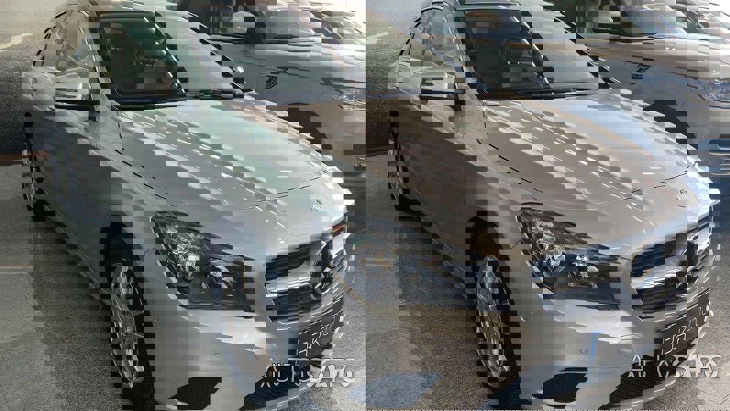 Mercedes-Benz Classe CLA 200 CDi Urban de 2015