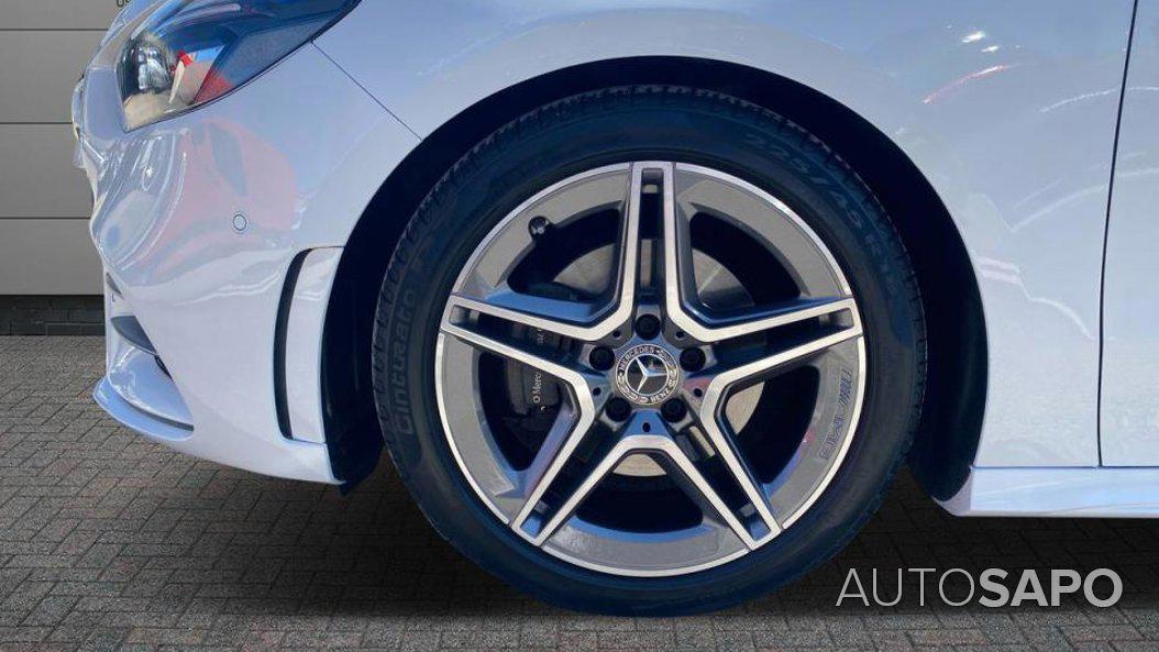 Mercedes-Benz Classe B 180 d AMG Line Aut. de 2019