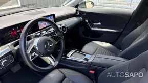 Mercedes-Benz Classe CLA 180d Shooting Brake Caixa Auto de 2024
