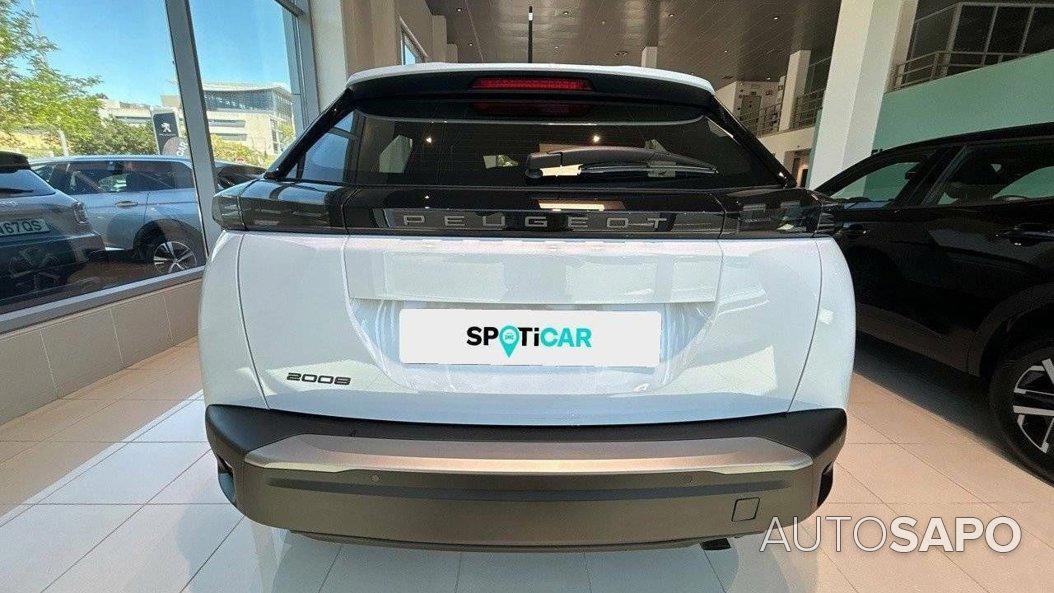 Peugeot 2008 1.2 PureTech Active de 2024