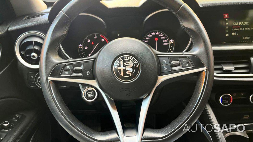 Alfa Romeo Stelvio 2.2 D Super AT8 de 2017