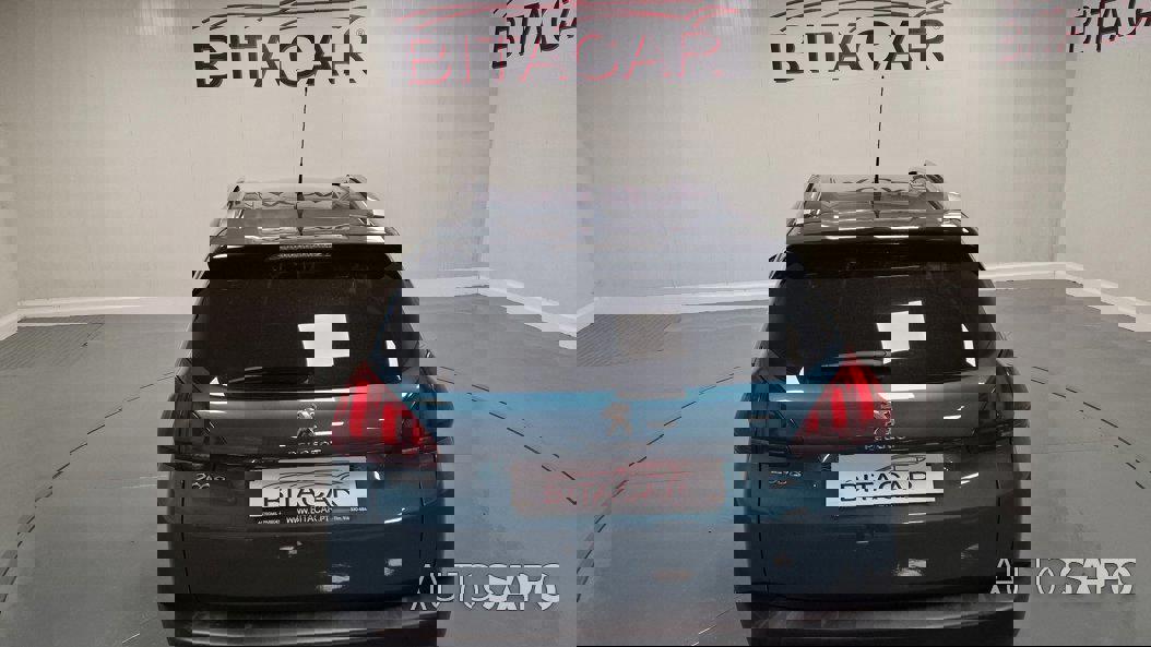 Peugeot 2008 1.2 PureTech Style de 2018
