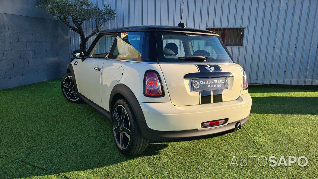 MINI One de 2010