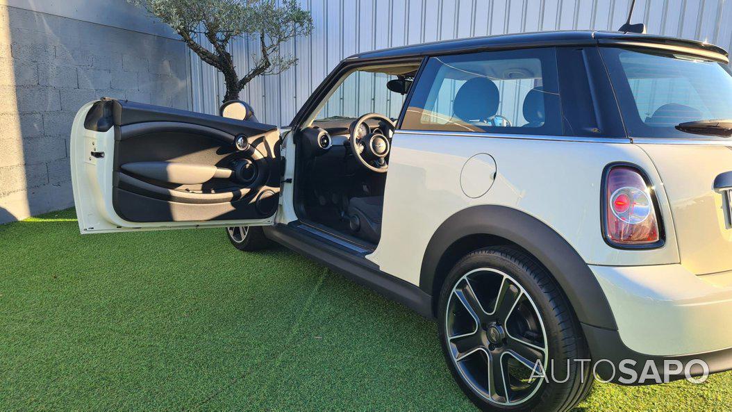 MINI One de 2010