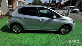 Peugeot 208 1.2 PureTech Style de 2016