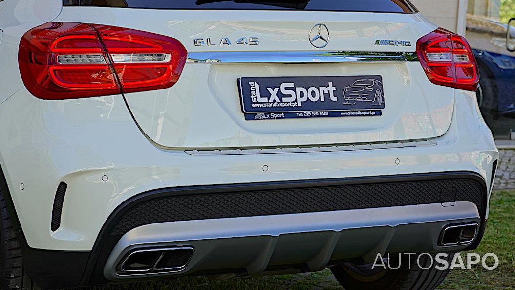 Mercedes-Benz Classe GLA 45 AMG 4-Matic de 2015