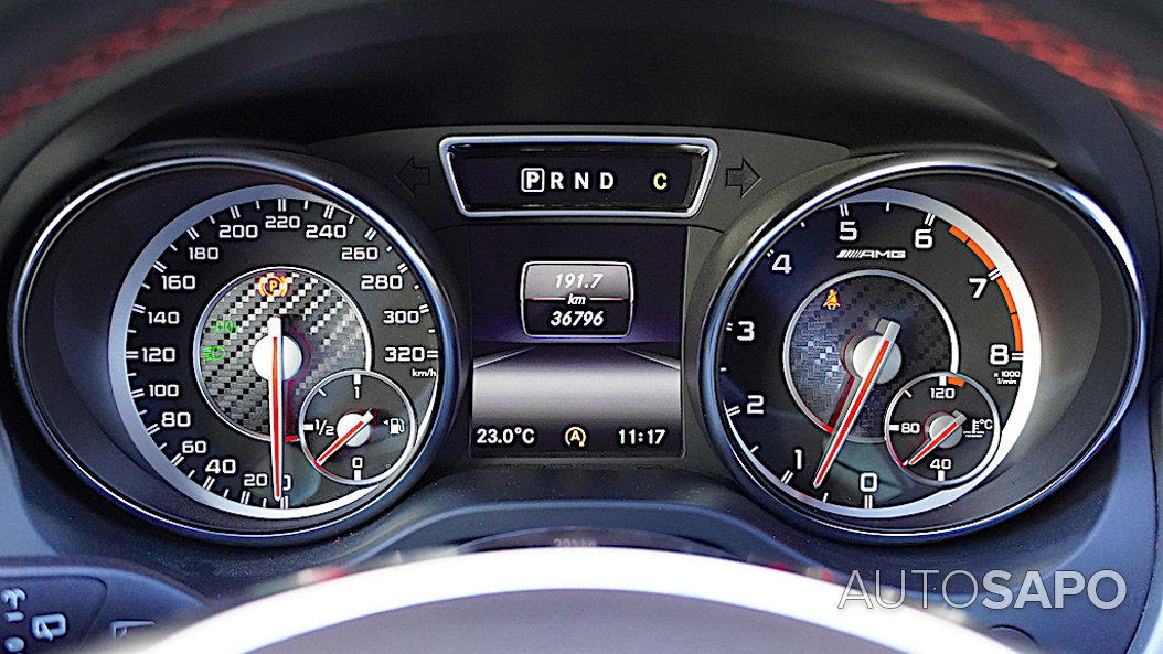 Mercedes-Benz Classe GLA 45 AMG 4-Matic de 2015