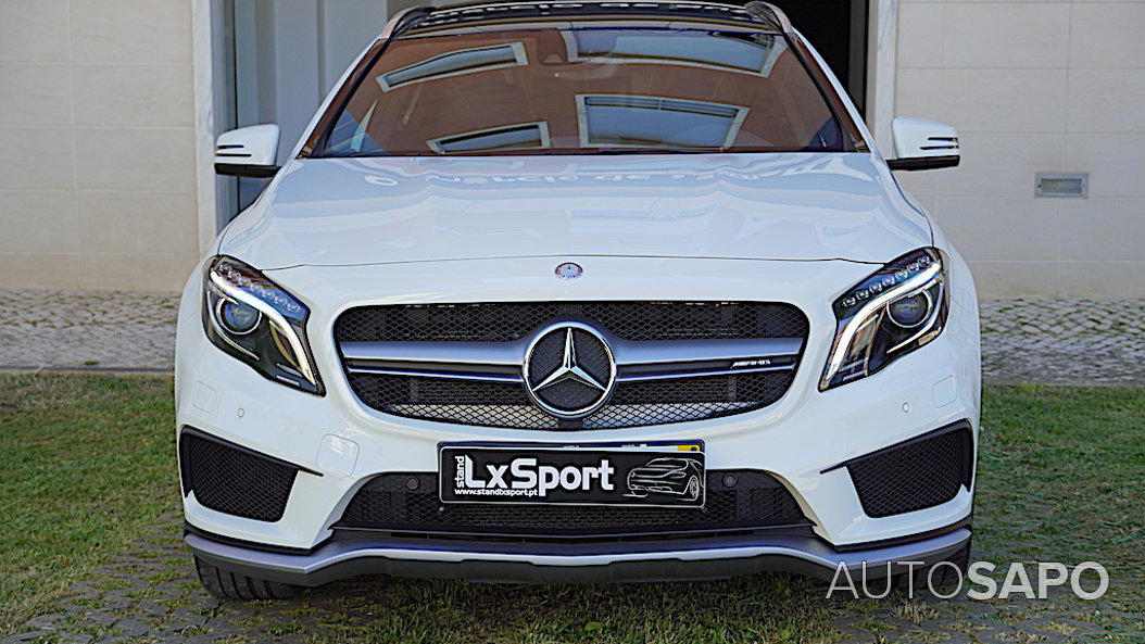 Mercedes-Benz Classe GLA 45 AMG 4-Matic de 2015