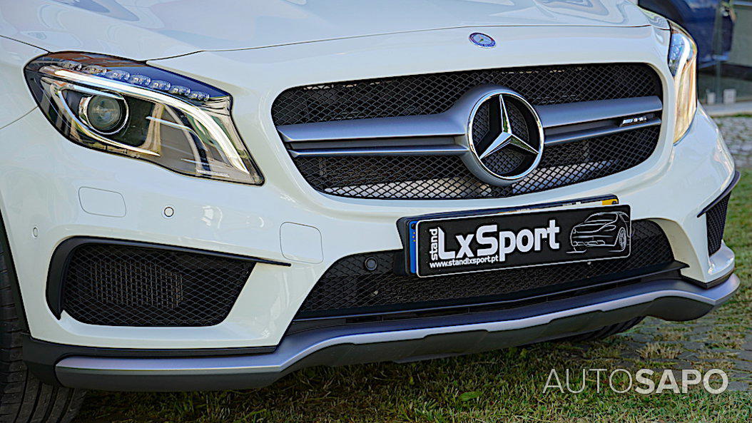Mercedes-Benz Classe GLA 45 AMG 4-Matic de 2015