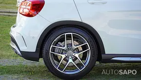 Mercedes-Benz Classe GLA 45 AMG 4-Matic de 2015